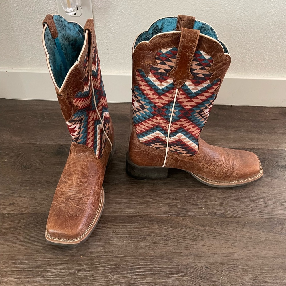 Ariat round up willow cowboy boots